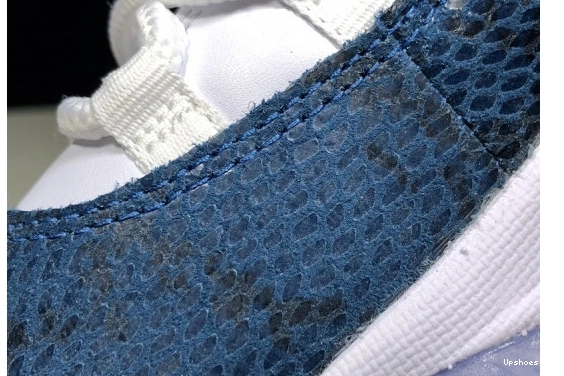 11 CD6846-102 'Blue Jordan Low Air Snakeskin' CD6846-102 0530